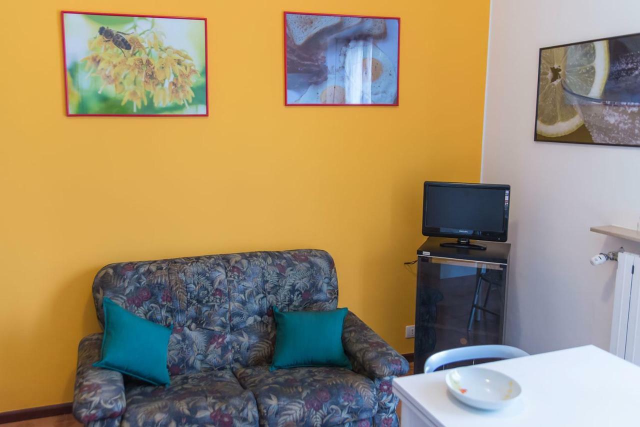 Luminoso Bilocale Apartment Alessandria Luaran gambar